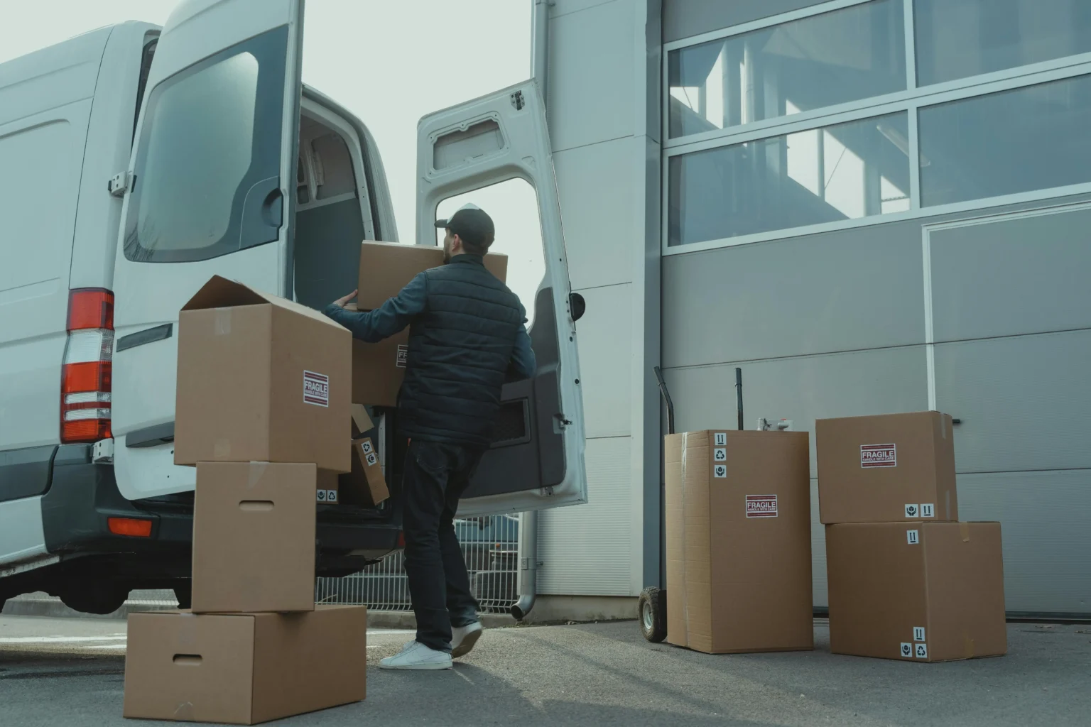 Same day courier service Los Angeles — critical logistics specialist